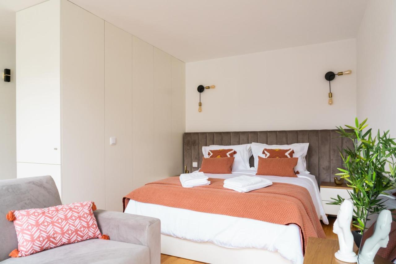 Bright Studio Near Douro River - With Balcony Porto Bagian luar foto