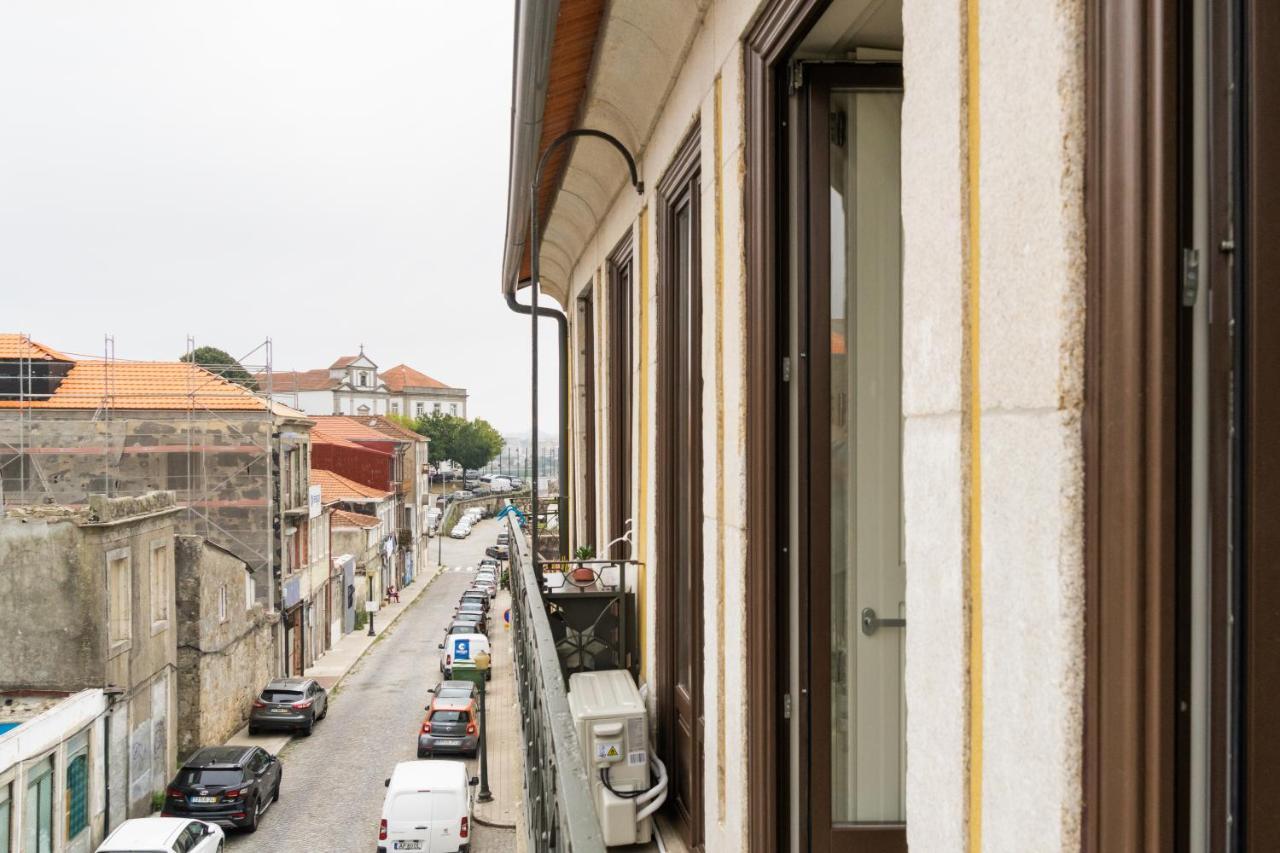 Bright Studio Near Douro River - With Balcony Porto Bagian luar foto